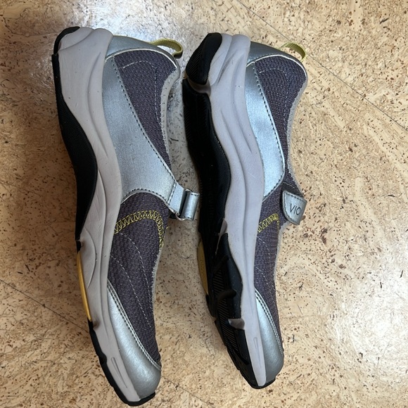 EUC Vionic 1st Ray Technology Gray/Purple Mary Jane style size 8 - Picture 5 of 5